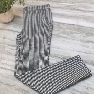 Zara women’s small black & white check pants